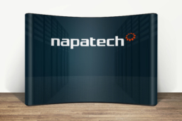 Napatech - Design til messer, events og konferencer. Messestand, Roll-up og pop-up stand. design af PowerPoint template og præsentationer